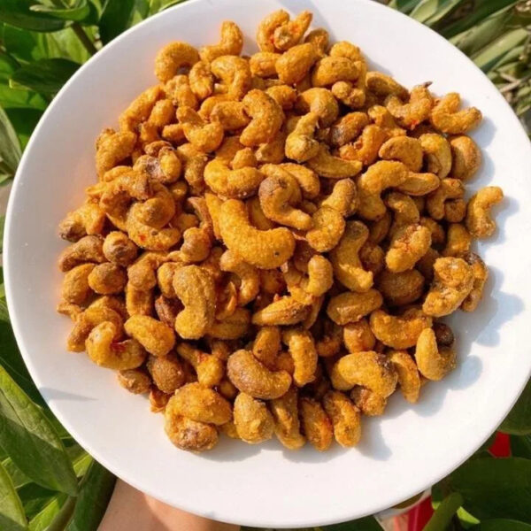 TOP SNACK FROM VIETNAM ROASTED CASHEW NUTS WITH/WITHOUT SHELL/VARIETY FLAVOR SALT  SPICY COCONUT HONEY/ HIGH-QUALITY - Image 3