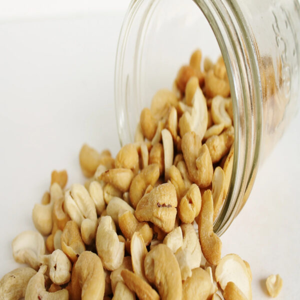 VIETNAM RAW CASHEW/CASHEW NUTS/ CASHEW KERNELS W240/ W320/ W450/ WS/ LP/ SP - Image 3