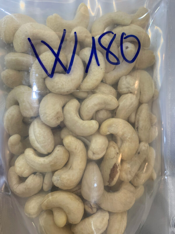 High Quality Cashew Nuts WW240 WW320 WW450 Cashew Nuts Cashew Nut Raw Dried Organic Vietnam - Image 4