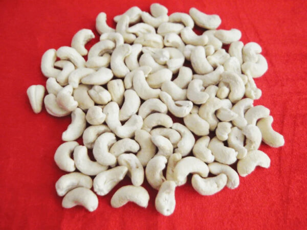 W450 Cashew Nut Vietnam White Cashews Exporter in Vietnam Pure Vietnam Cashew Nuts Origin Binh Phuoc - Image 5