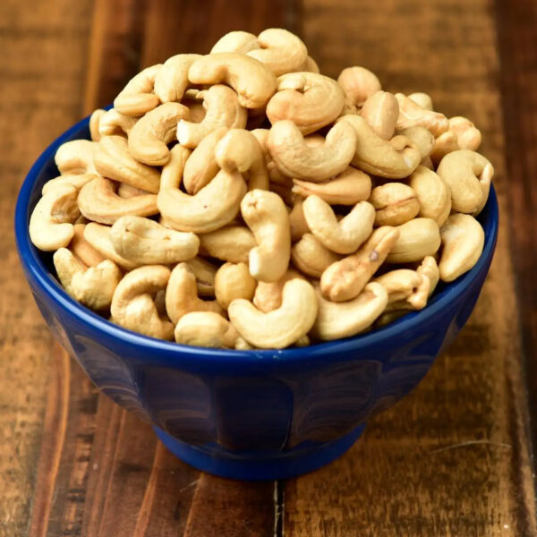 Wholesale Cashew Nuts SW320 For Sale Thailand - Image 5