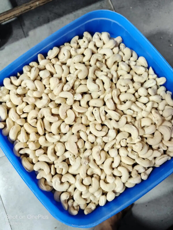 Available Large Quantity Of Raw and Roasted Cashew Nut For Sale - Image 6