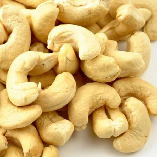 Sweet dried cashew nuts / Premium Quality Raw Cashew Nuts for Sale