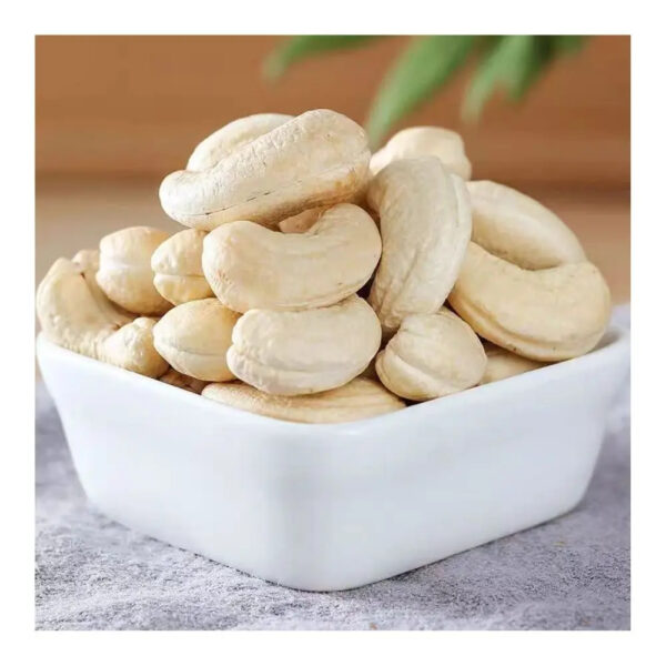 wholesale raw cashews nuts For adding to salads and grain bowls 500gram 4kind trail mix roasted nuts snacks Pumpkin seeds