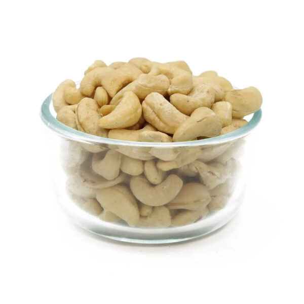 Top-Quality Cashew Nuts in Bulk Bulk Cashew Nuts for Sale at Competitive Rates Perfect for Food Industry - Image 2