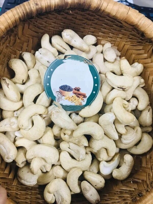 Delicious 100% High Quality Wholesale Organic Cashew Nuts Made In Vietnam Ready For Delivery - Image 2