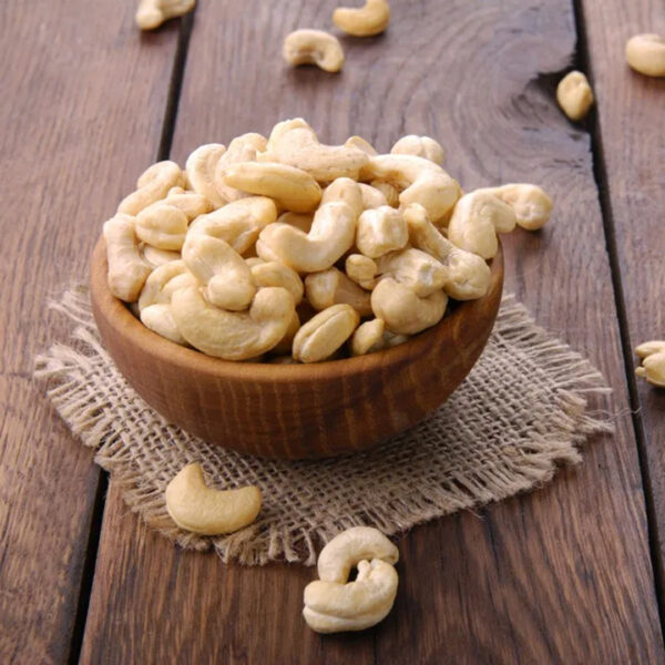 High Quality Roasted Organic Vietnam Cashew Nuts - Image 2