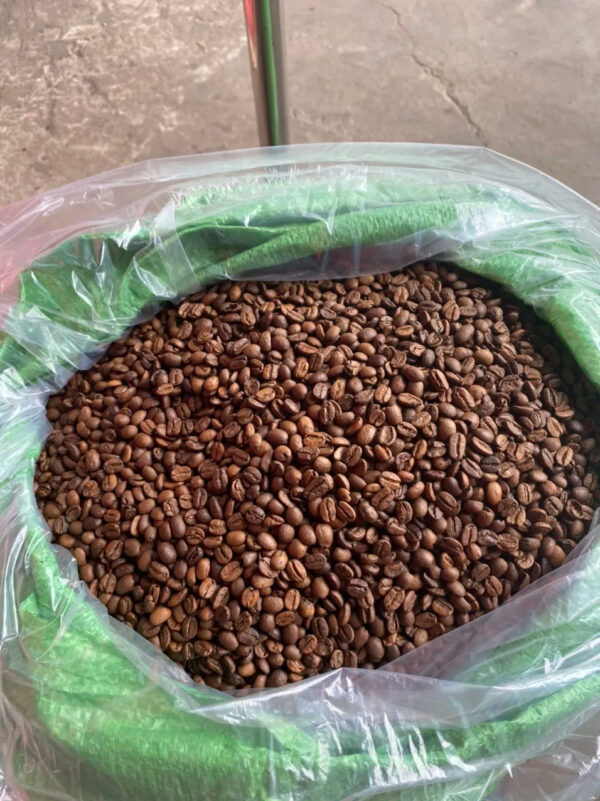 OEM NATURAL ROBUSTA ARABICA ROASTED COFFEE BEANS - Image 3