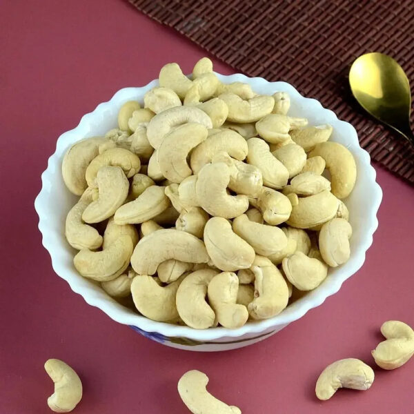 Best Priced Cashew Nuts Factory Price Cashew Nuts - Image 3