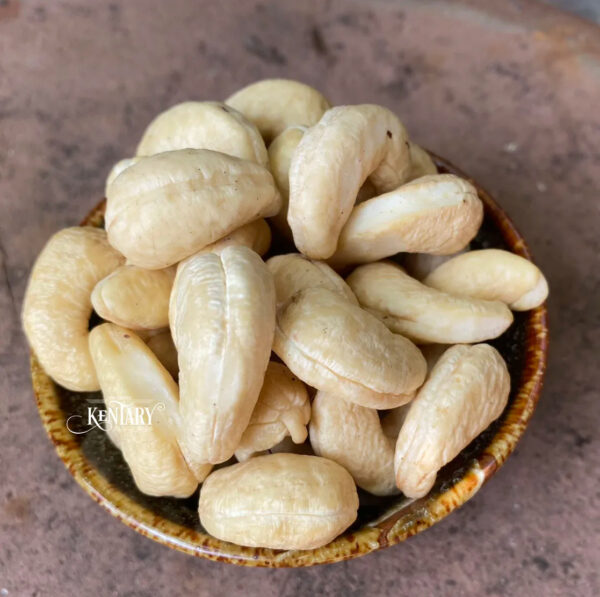 Bulk Vietnam Raw Whole Cashew Nuts W240 Best Quality Best Price Factory in Vietnam 100% Natural For Wholesale - Image 4