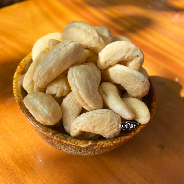 Bulk Vietnam Raw Whole Cashew Nuts W240 Best Quality Best Price Factory in Vietnam 100% Natural For Wholesale - Image 5