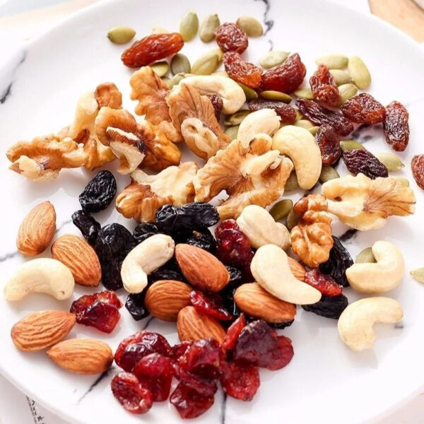 500g Daily Nuts Healthy Snacks Mix Nuts and Fruits of Almond Cashew Pumpkin Seeds Dried Cranberry Box Packaged Hard Texture - Image 5