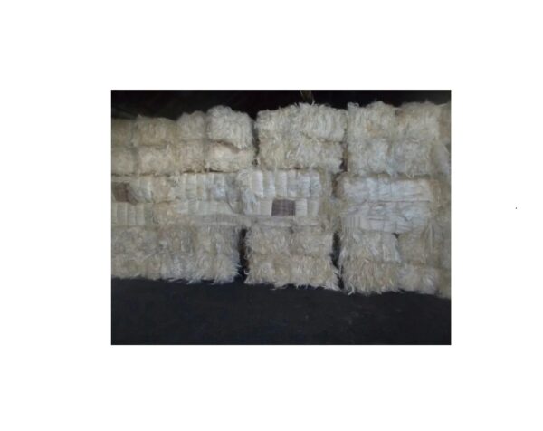 Wholesale Long Durable Organic Natural Raw Sisal Fiber Quality Grade UG UHDS Woven Technics TOW 1 and TOW 2 Available - Image 4