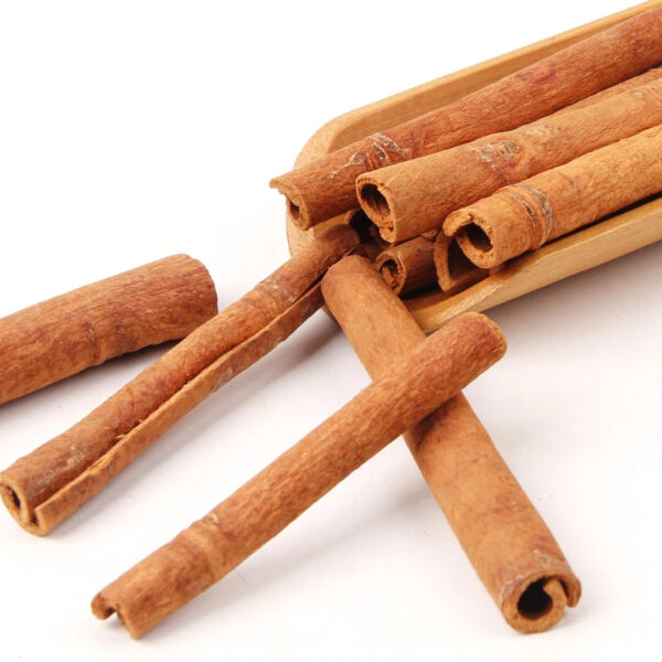 Wholesale High Quality Peeling Cinnamon Sticks Edible Organic Good Smell Cinnamon Rolls for Tea Wine Herbal Tea and Decoration - Image 2