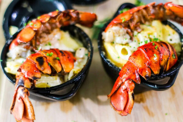 Premium Fresh and Frozen Seafood Lobster Tails Live Crawfish and Lobsters in Boxes for Sale - Image 4