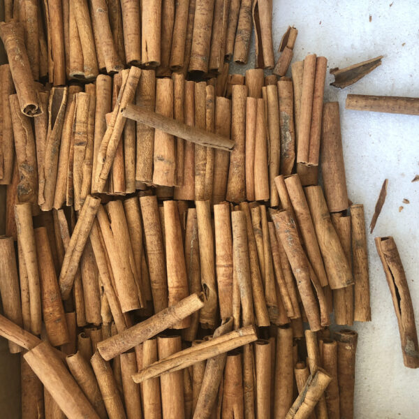 Top Grade Hotpot Seasoning Natural Spice Cassia Cinnamon Stick in Bulk - Image 2