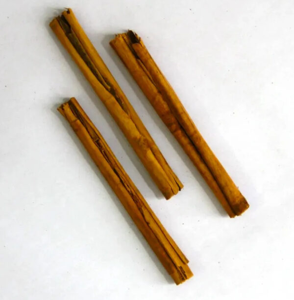 Best Selling High Quality Natural Cinnamon Sticks Wholesale Dry Cassia Sri Lanka Single Spices & Herbs H2 Grade/ C5 Grade - Image 4