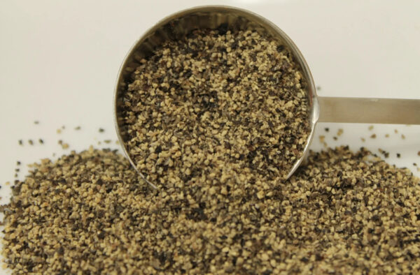 High Quality Bulk Black Pepper Black Dry Pepper Spices Low Price 100% Natural Wholesale Export - Image 5