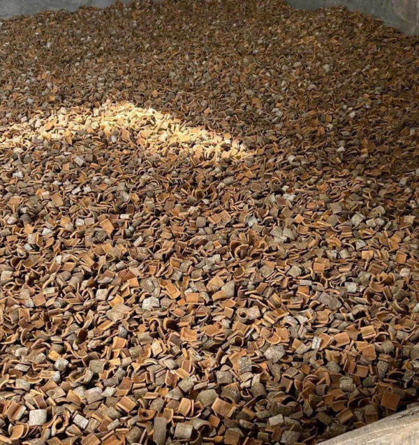 Square Cut or Round Cut Cassia Hot Selling Cassia Good Quality Cinnamon Herb for Importers Cinnamon Buyers - Image 6