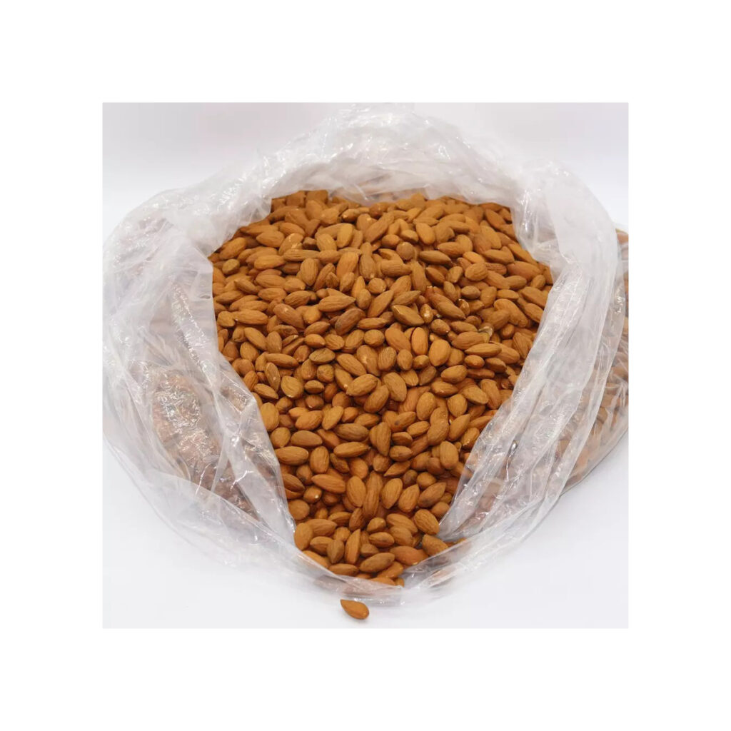 Organic Dried 500g 1kg 2kg Packing Raw Almonds Nuts in Bulk Vacuum Bag