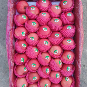 Direct Wholesale Seasonal Fresh 5kg Whole Box of Organic Apples Red Fuji Taste-Sweet Candy Heart